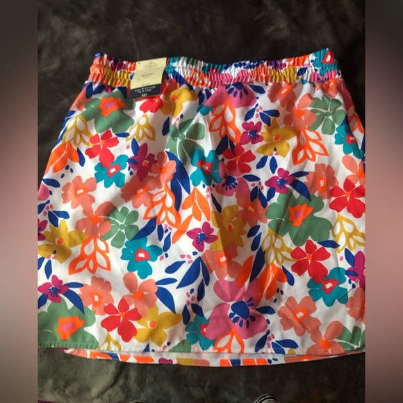 ☀️💕NWT Perfect for summer. Cute, flowing and fun skirt. - Picture 5 of 5